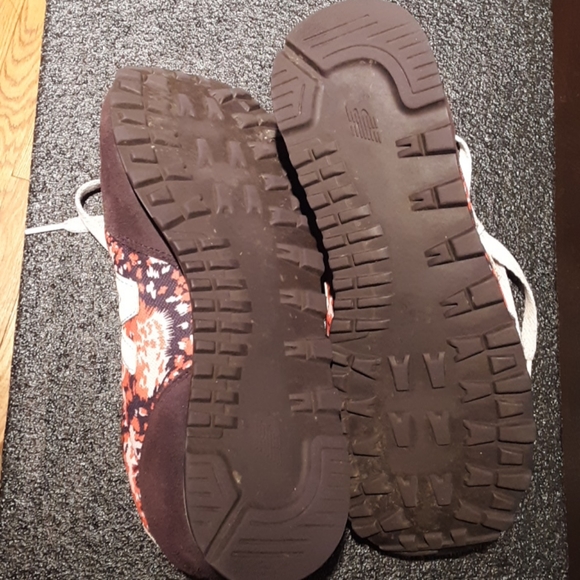 New Balance WL501FCB Floral Lifestyle Sneakers - Picture 3 of 4